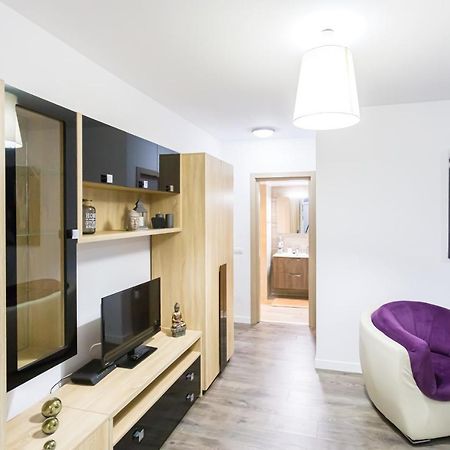 Unique Hotel Apartments Grand Residence 이아시 외부 사진