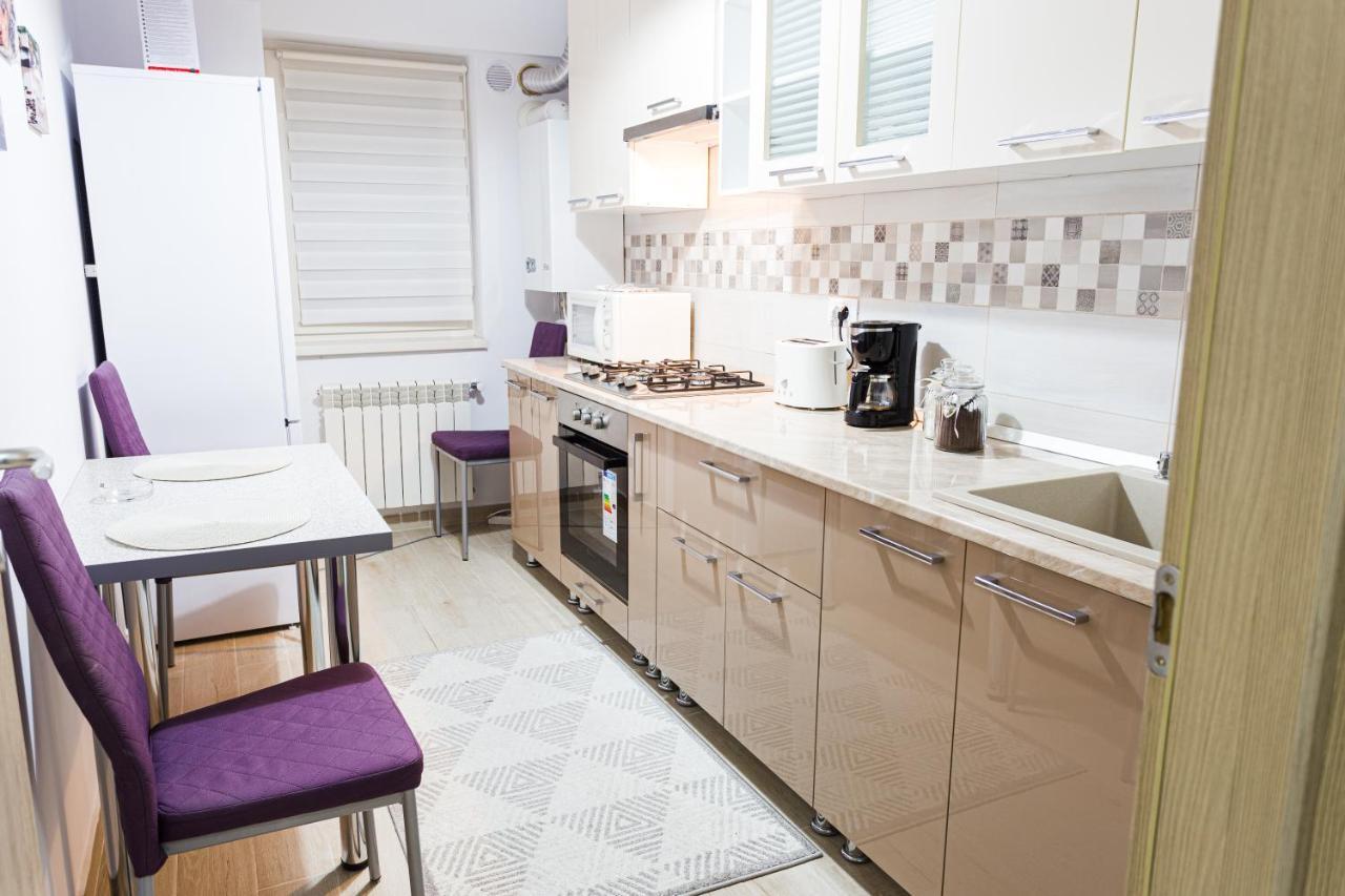 Unique Hotel Apartments Grand Residence 이아시 외부 사진